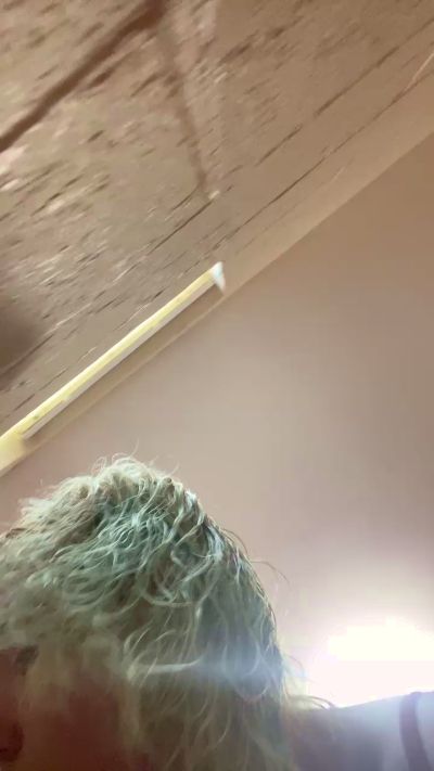 Thumbnail of StrawberryBunni - CAM4 live cam