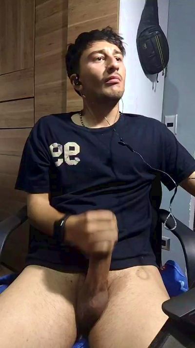 CAM4 male cam Esteban19PG