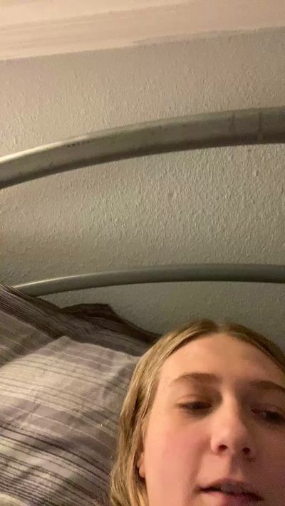 CAM4 female cam Mommajade079