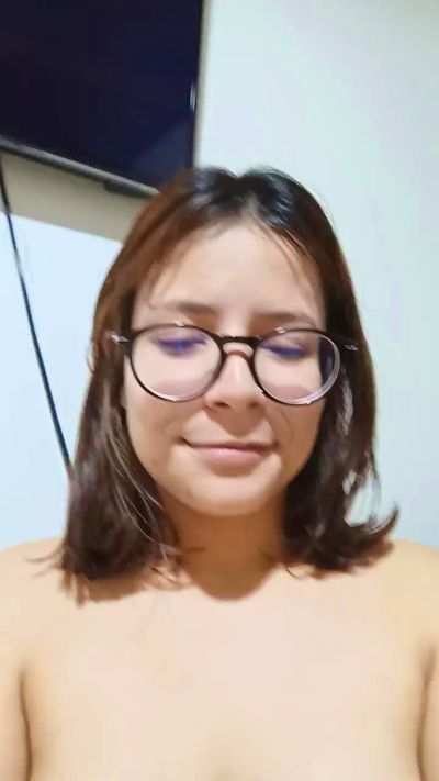 CAM4 female cam Erendemaria