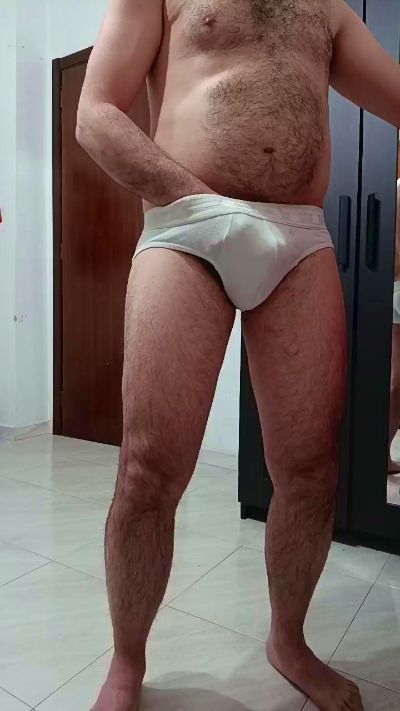 Thumbnail of hairyshow - CAM4 live cam