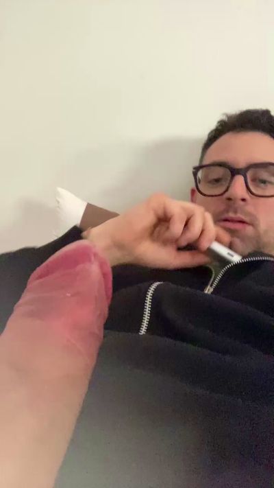 CAM4 male cam elia109