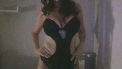 CAM4 female cam LaDamaMilf