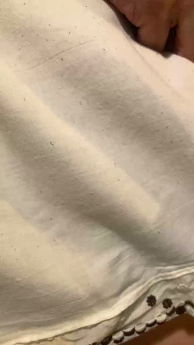 CAM4 female cam pissriot