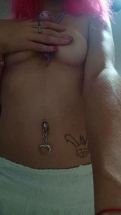 Thumbnail of cannibalbunni - CAM4 live cam