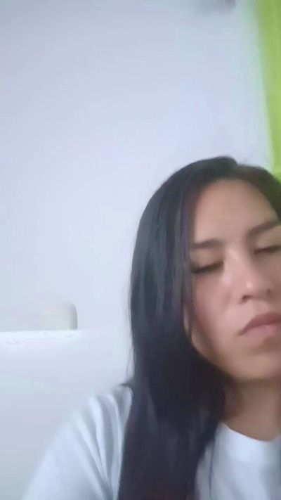 CAM4 female cam Vikyv