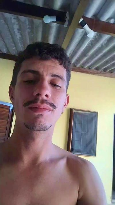 CAM4 male cam poha_wayne