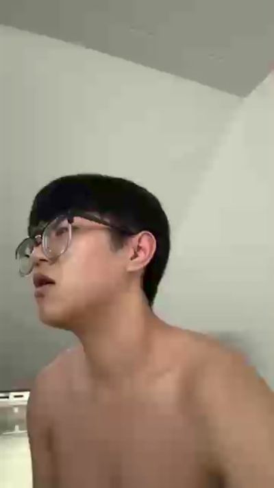 CAM4 male cam TwSg_BoiBoi