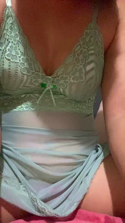 CAM4 female cam Morena202400