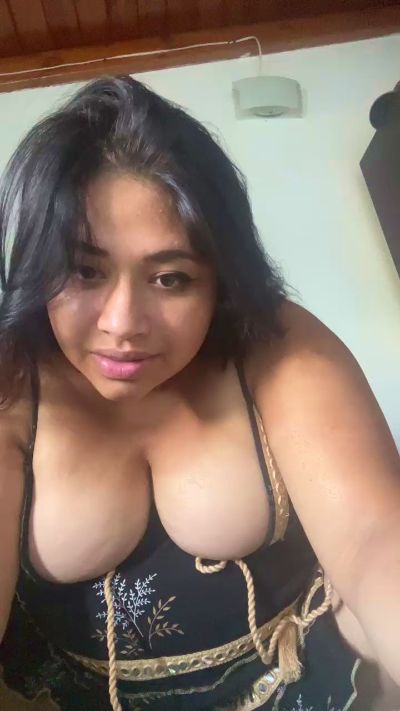 Thumbnail of danii205 - CAM4 live cam