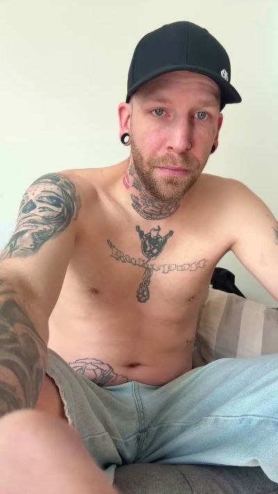 Thumbnail of acab_sexy - CAM4 live cam