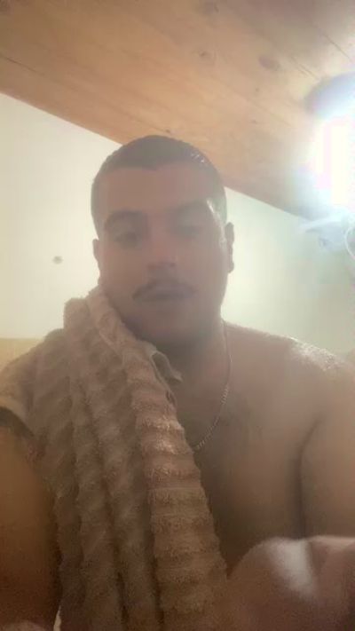 Thumbnail of joaopedro139 - CAM4 live cam