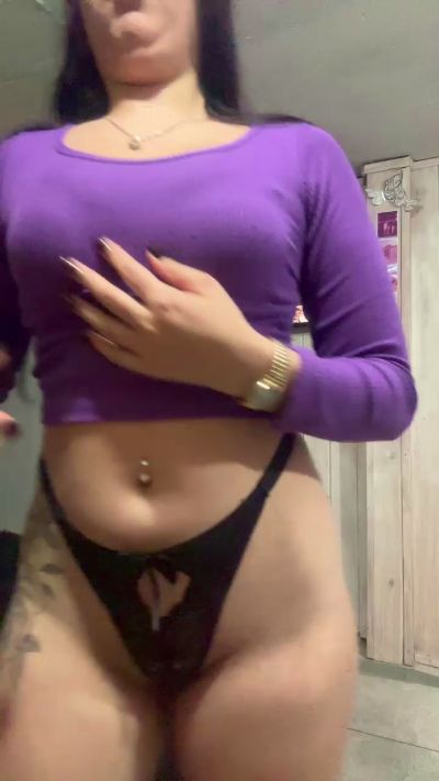 CAM4 female cam hottlatina_hot