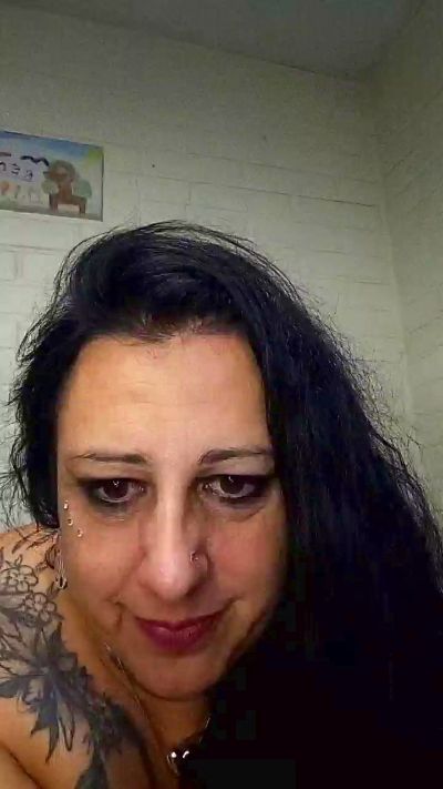 CAM4 female cam CamilaMilf9999