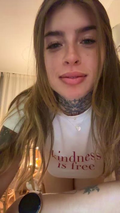 Thumbnail of denissexx - CAM4 live cam