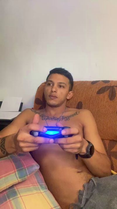 Thumbnail of alex79_ - CAM4 live cam