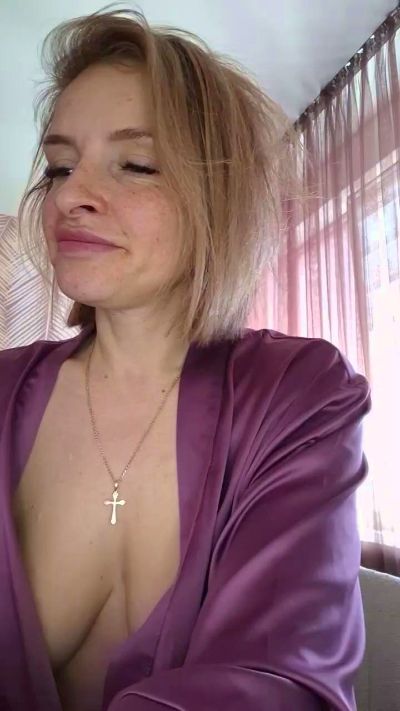 Thumbnail of Sexy_rousse - CAM4 live cam