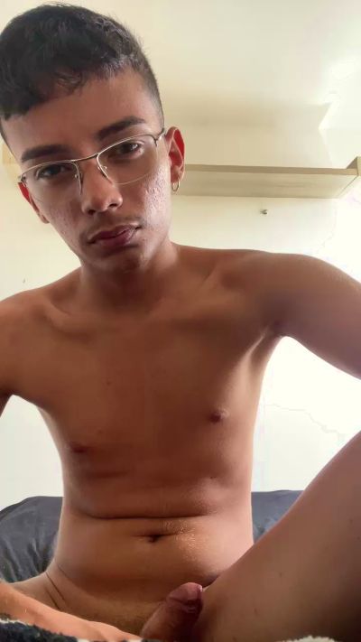 Thumbnail of artcruz - CAM4 live cam
