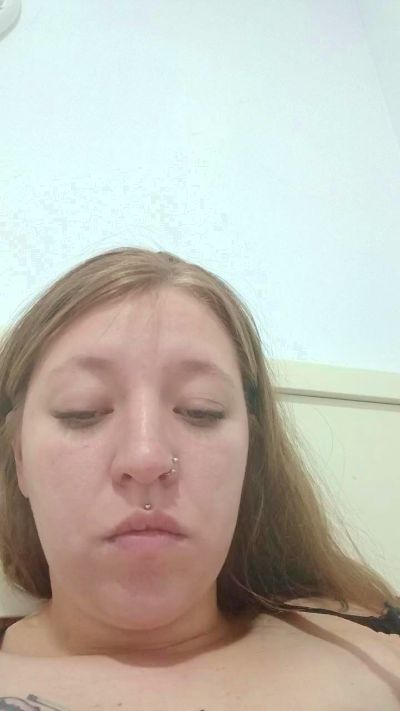 Thumbnail of RoseWilliiams - CAM4 live cam
