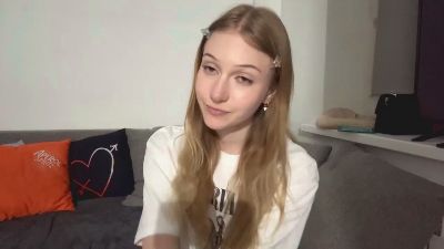 Thumbnail of ReathaDavel - CAM4 live cam