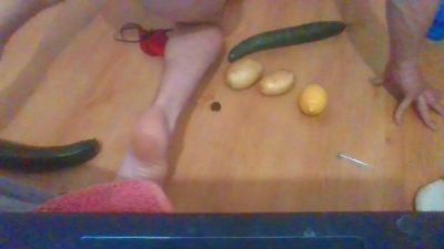 Thumbnail of Guesh72 - CAM4 live cam