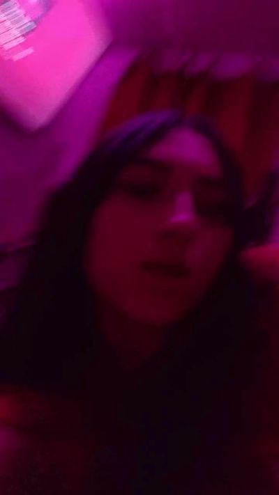 Thumbnail of _____19 - CAM4 live cam