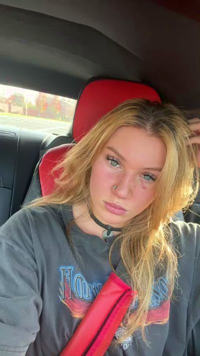 CAM4 female cam DaphneBaby19