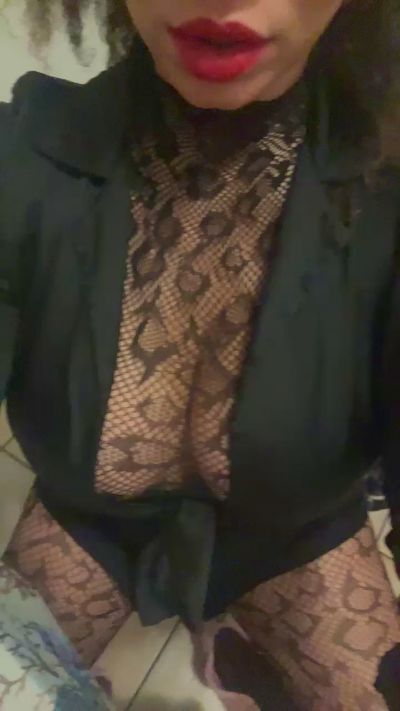 CAM4 female cam Daenerys222