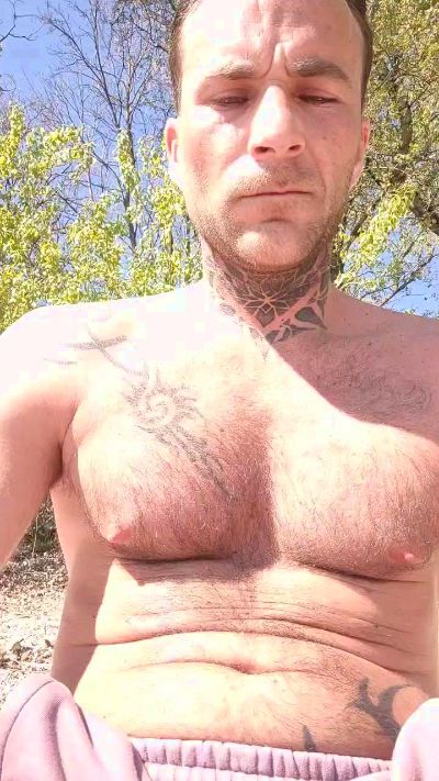 Thumbnail of Julien6992 - CAM4 live cam
