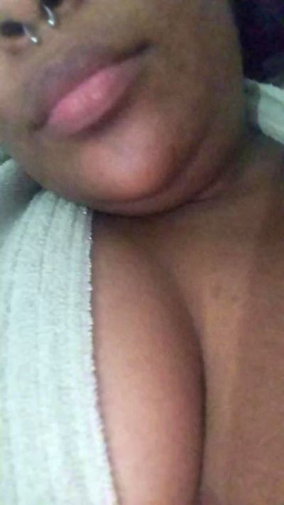 Thumbnail of Privadinhonm29 - CAM4 live cam