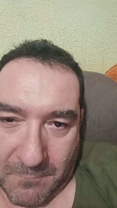 Thumbnail of miguelon99 - CAM4 live cam