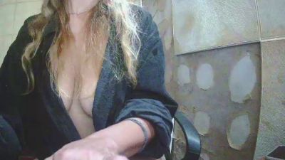 Thumbnail of marianafree_ - CAM4 live cam