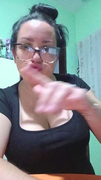 Thumbnail of rocio236 - CAM4 live cam