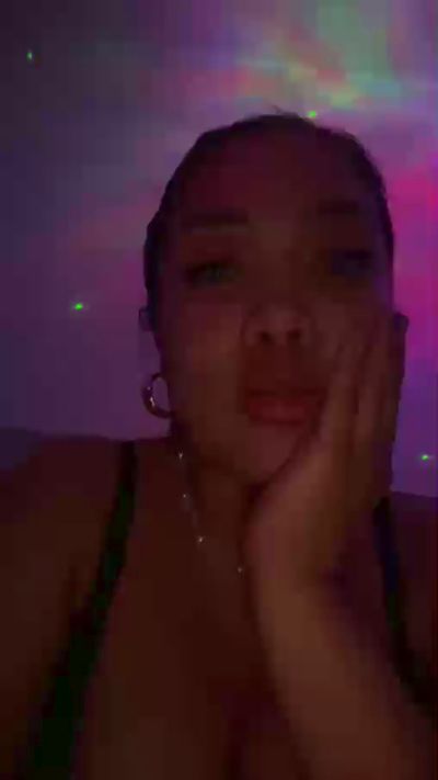 CAM4 female cam Tinkerbellmiel