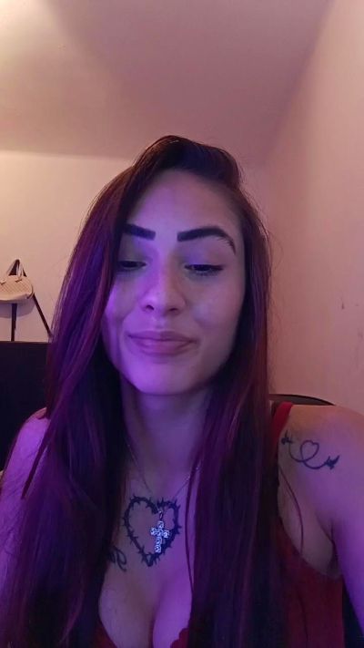 CAM4 female cam Luciavolvi2