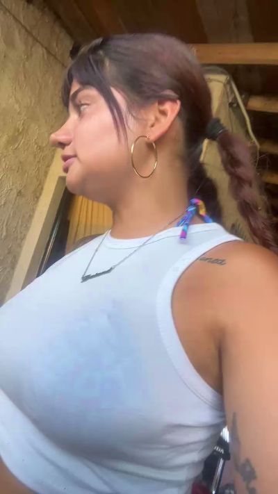Thumbnail of karen771 - CAM4 live cam