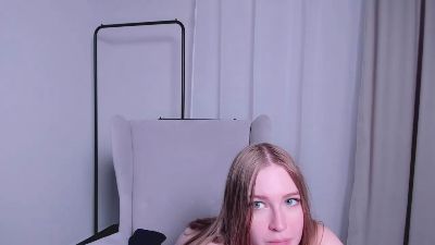 CAM4 female cam LorenBloeser