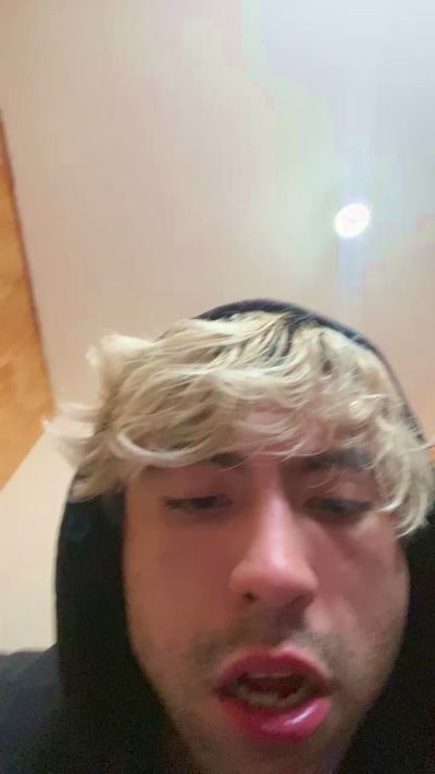 Thumbnail of Remielromero777 - CAM4 live cam