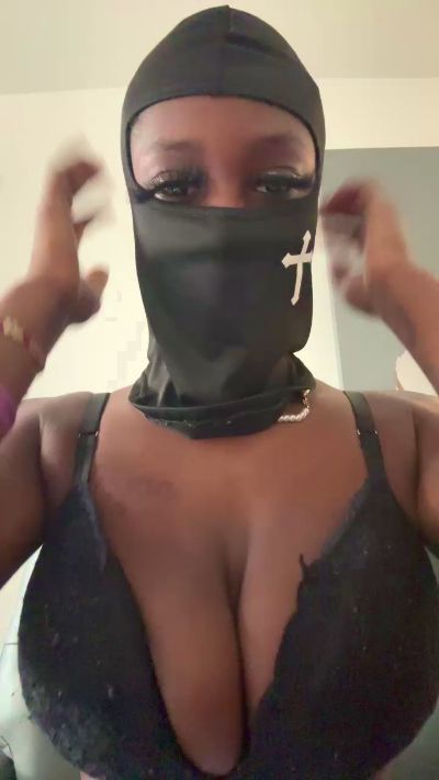 CAM4 female cam hennessy23