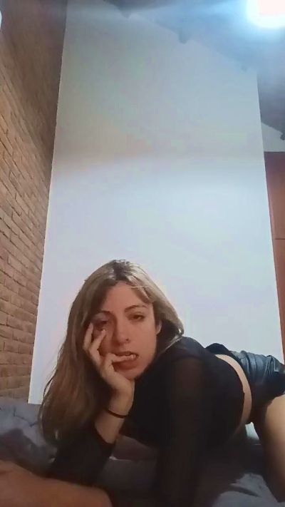 CAM4 female cam AmberNoirarg