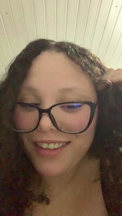 Thumbnail of AnnezinhaHot - CAM4 live cam
