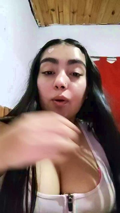 Thumbnail of Nicolhot777 - CAM4 live cam