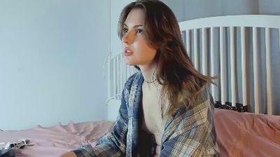 CAM4 female cam QuennaFares