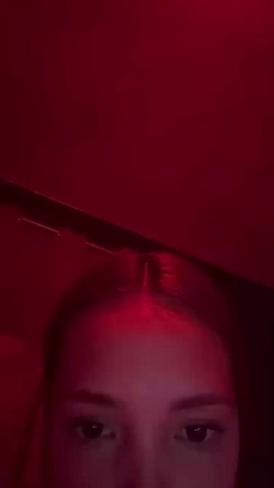 Thumbnail of valeria327 - CAM4 live cam