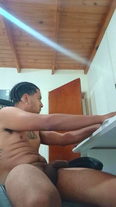Thumbnail of jhoss7 - CAM4 live cam