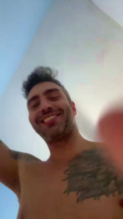 Thumbnail of Guty85 - CAM4 live cam
