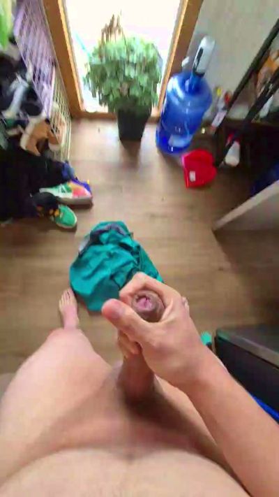 Thumbnail of Mompisv - CAM4 live cam