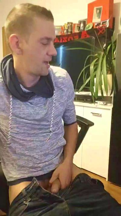 Thumbnail of Widersacha - CAM4 live cam