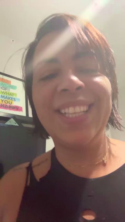 Thumbnail of Emanuelly40 - CAM4 live cam