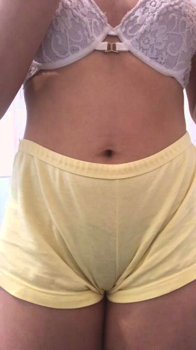 CAM4 female cam Paulinha69_